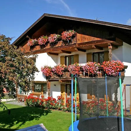 Aparthotel Haus Toechterle