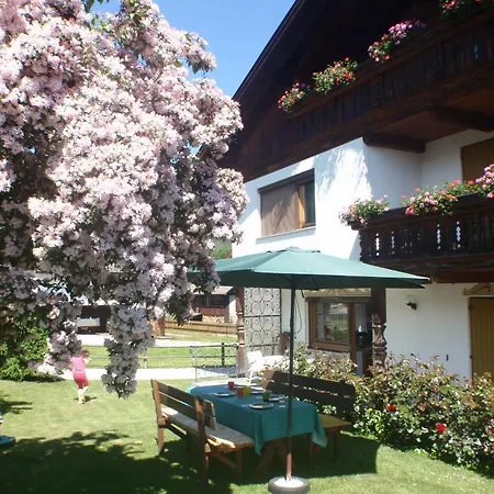 Aparthotel Haus Toechterle Olang